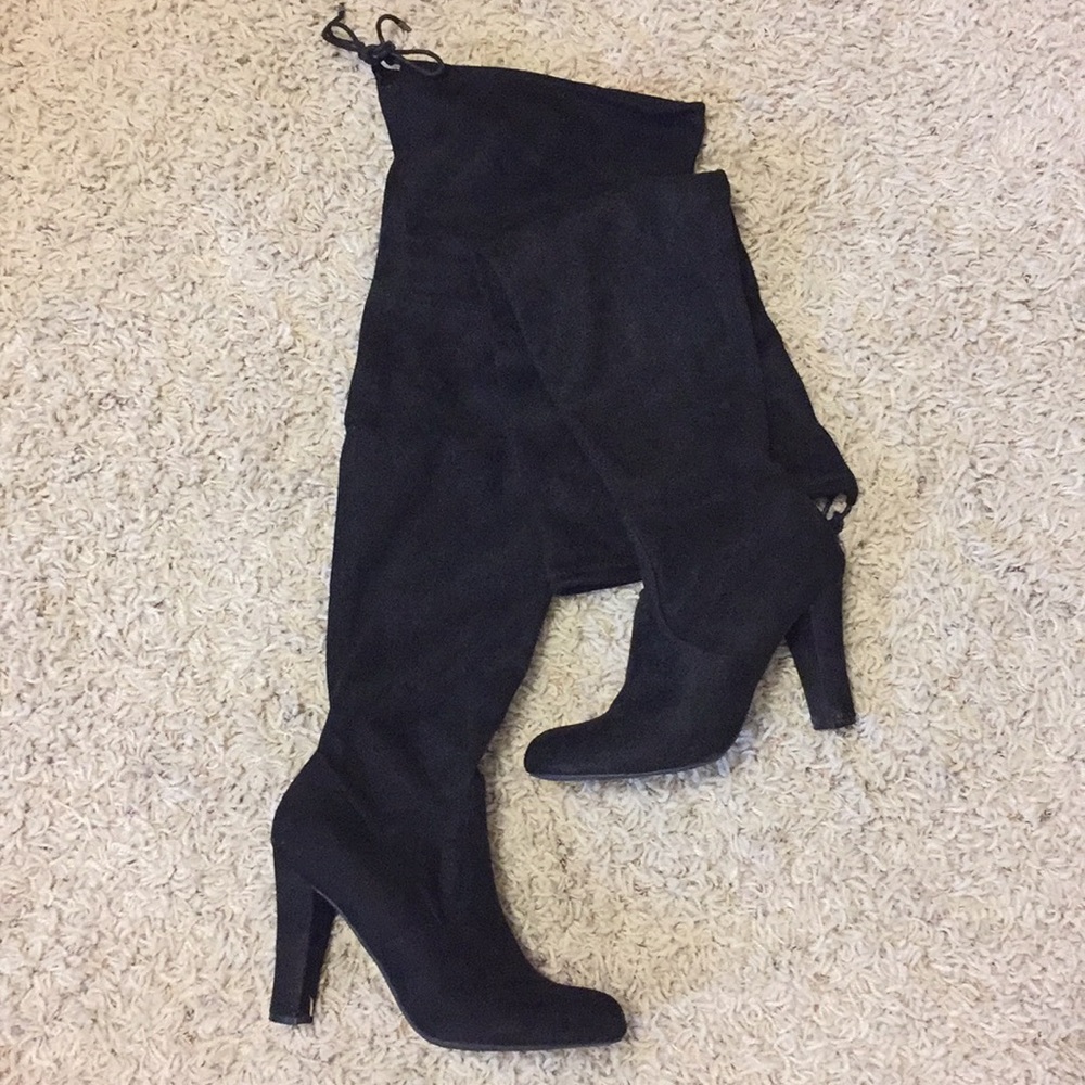 BLACK SUEDE THIGH HIGH BOOTS ❗️